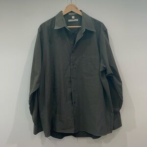 Geoffrey Beene, Dark Warm Grey Button Down Shirt. Mens 17  36/37